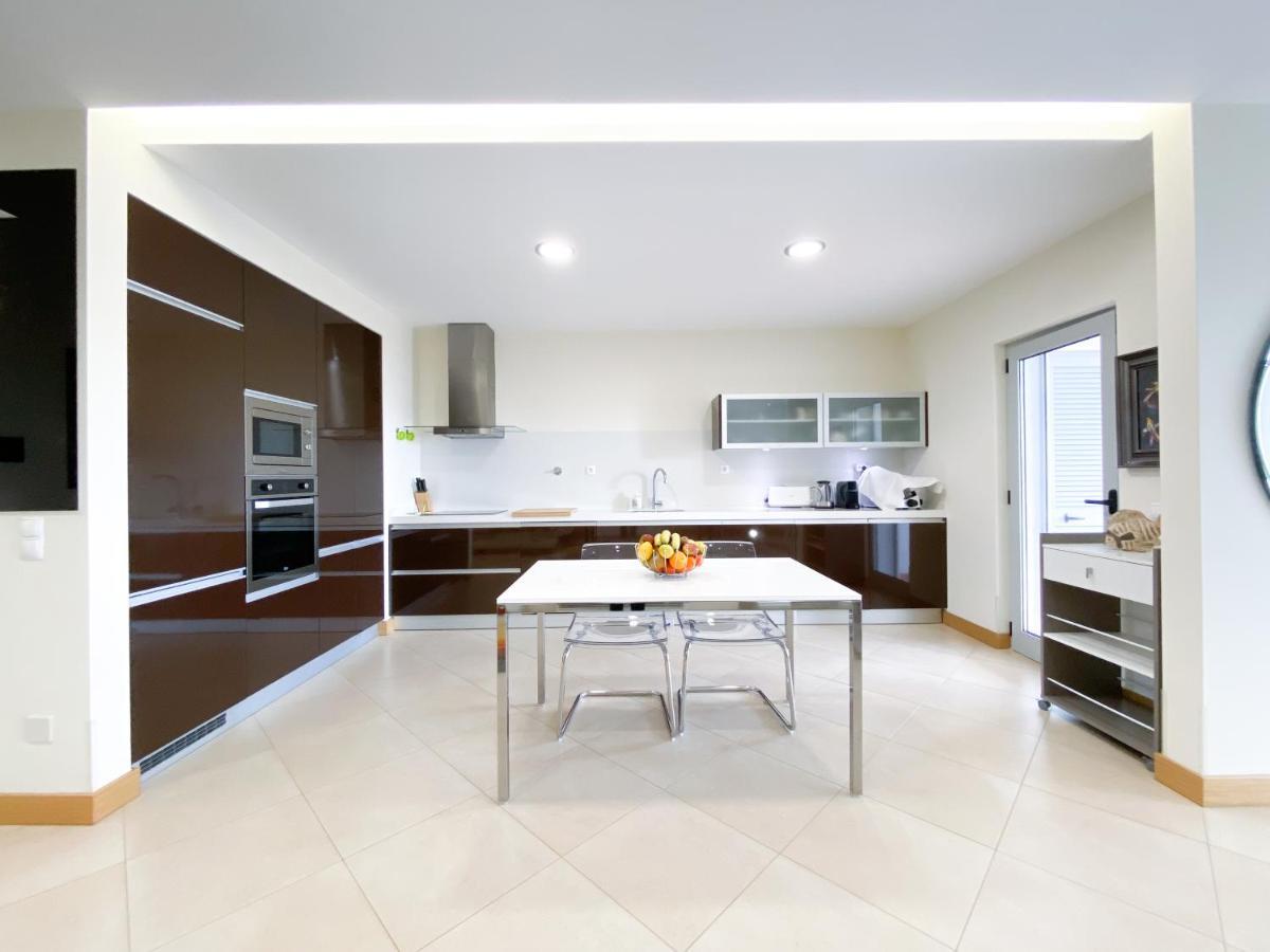 Luxury Condominium Apartment With Swimming Pool #1903 Lagos Buitenkant foto