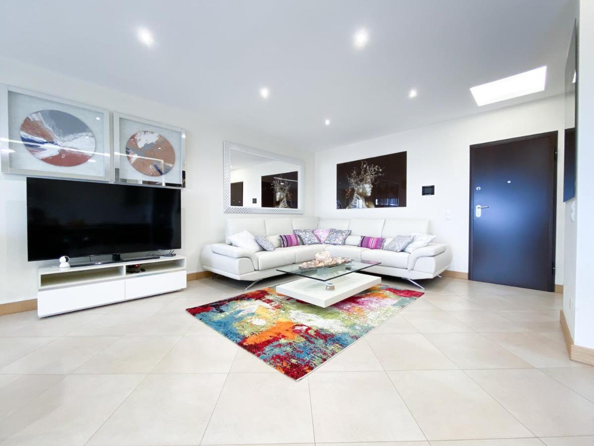 Luxury Condominium Apartment With Swimming Pool #1903 Lagos Buitenkant foto