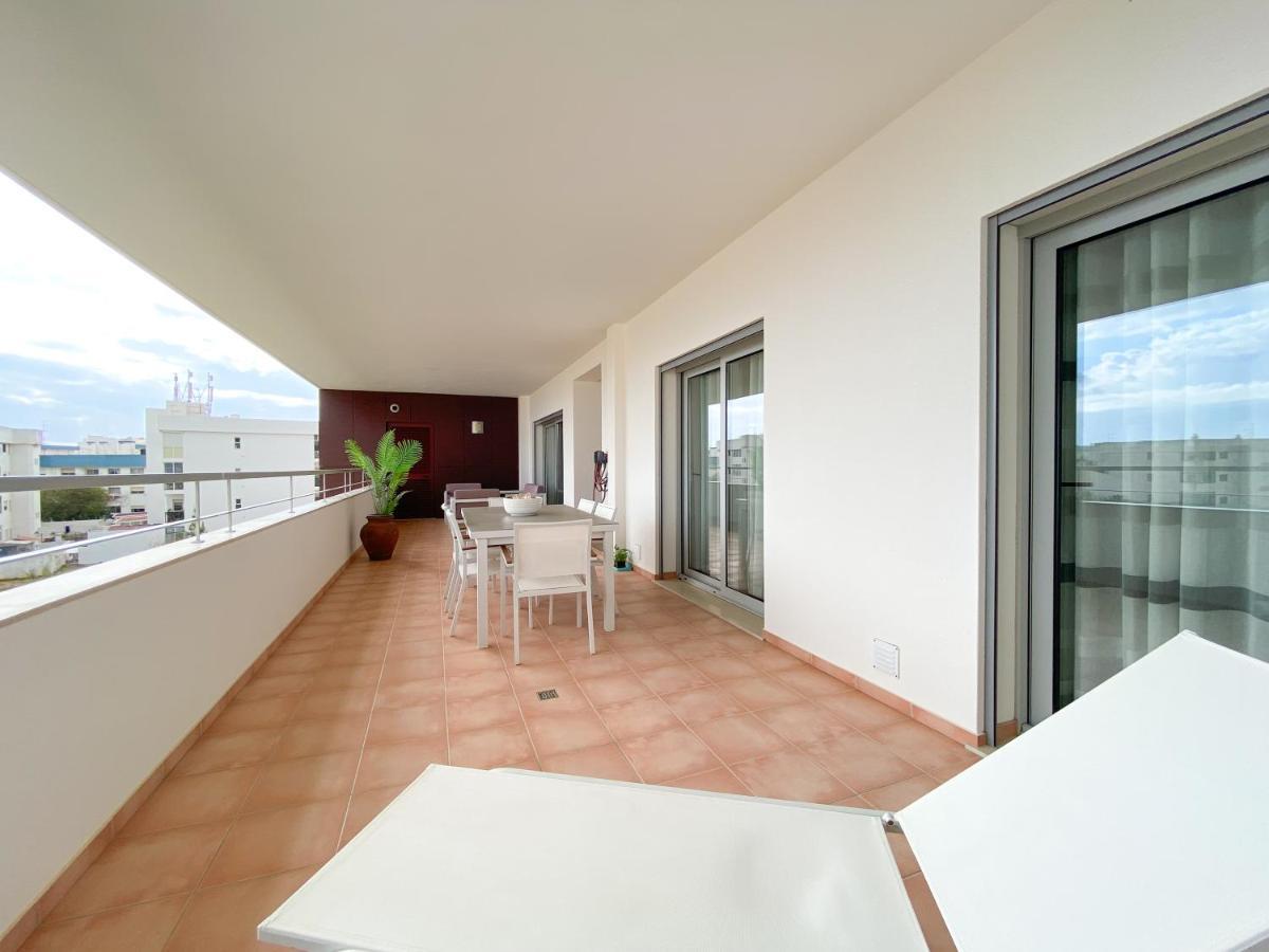 Luxury Condominium Apartment With Swimming Pool #1903 Lagos Buitenkant foto