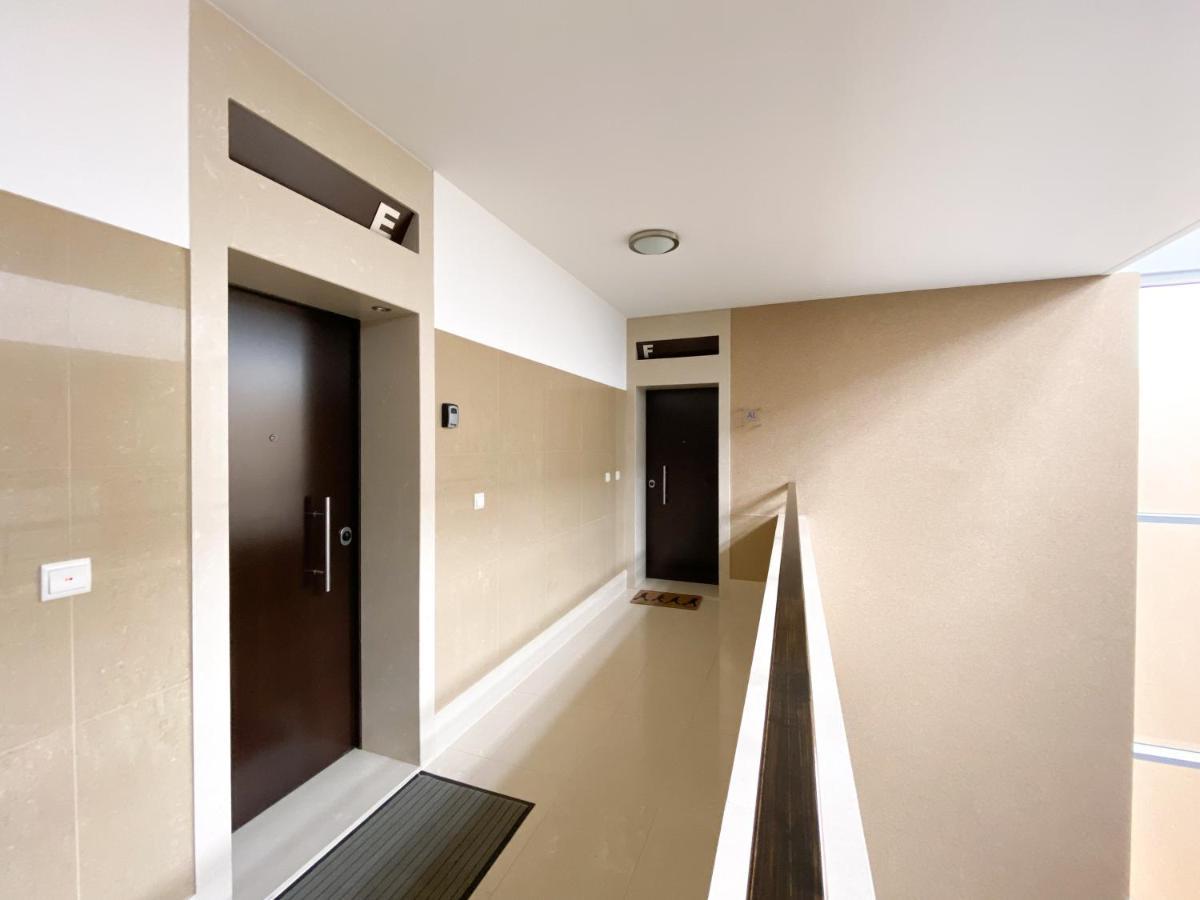 Luxury Condominium Apartment With Swimming Pool #1903 Lagos Buitenkant foto