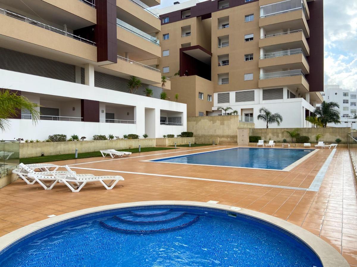 Luxury Condominium Apartment With Swimming Pool #1903 Lagos Buitenkant foto