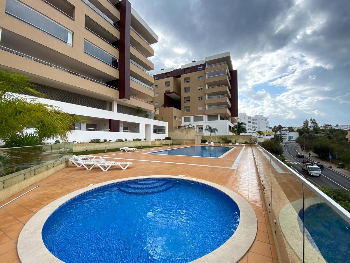 Luxury Condominium Apartment With Swimming Pool #1903 Lagos Buitenkant foto